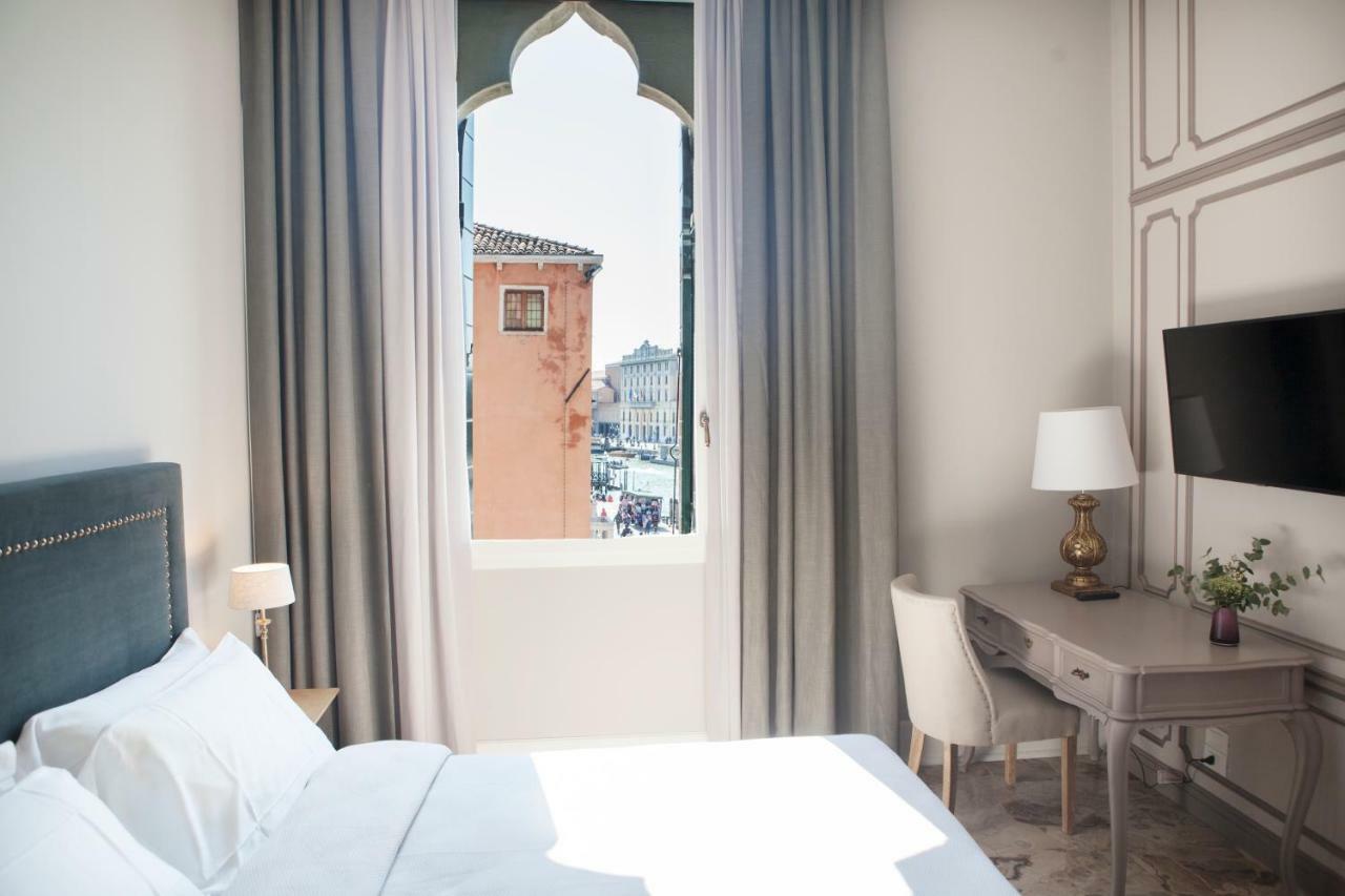 Palazzetto Foscari Bed & Breakfast เวนิส ภายนอก รูปภาพ